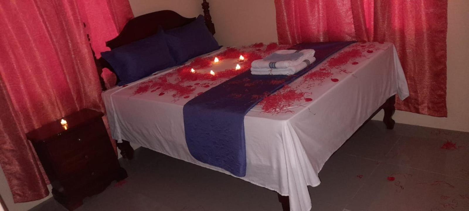 Royal Vybez Vacation Homes Spanish Town Luaran gambar